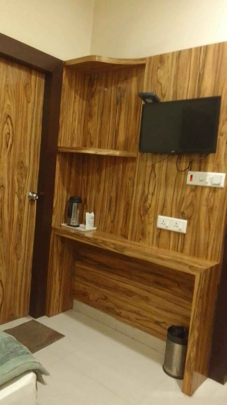 Hotel The Heera Divine Kanpur Exterior foto