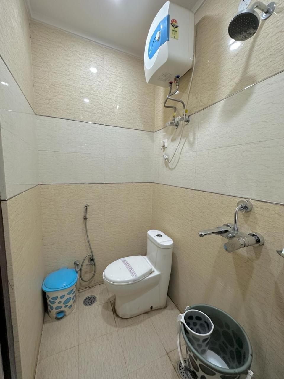 Hotel The Heera Divine Kanpur Exterior foto